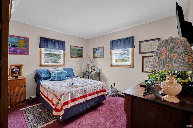 2940 Broadview Drive, Bedford, IN 47421