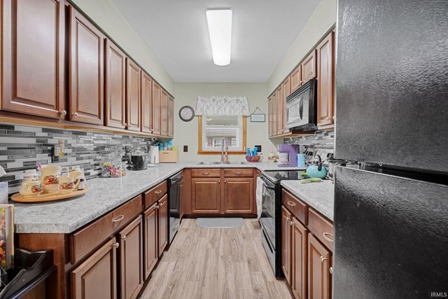 2940 Broadview Drive, Bedford, IN 47421