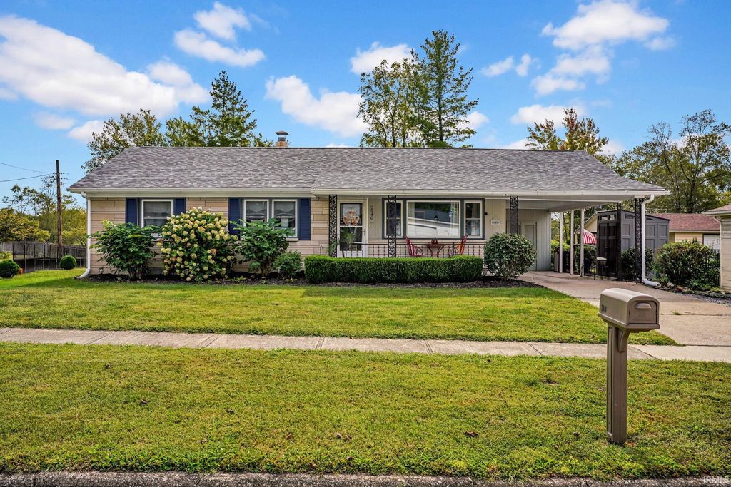 2940 Broadview Drive, Bedford, IN 47421
