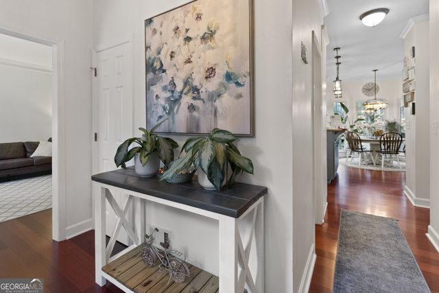 511 Shore Drive NW, Suwanee, GA 30024