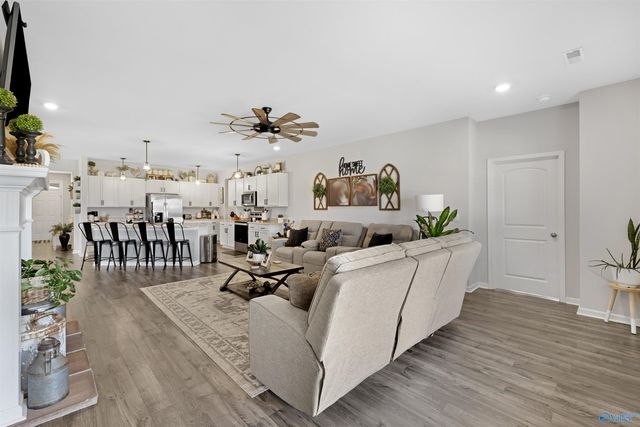 125 Arctic Fox Trail, Meridianville, AL 35759