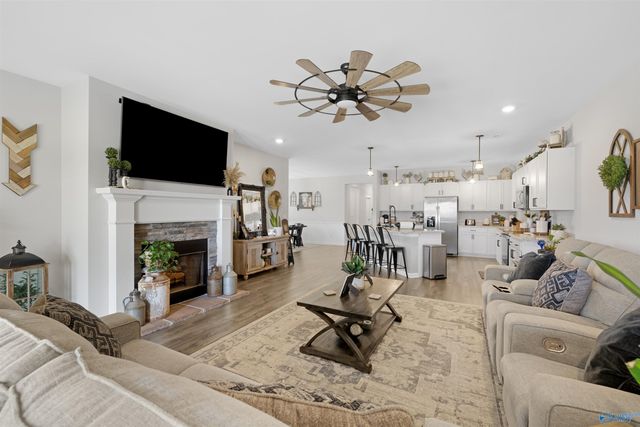 125 Arctic Fox Trail, Meridianville, AL 35759