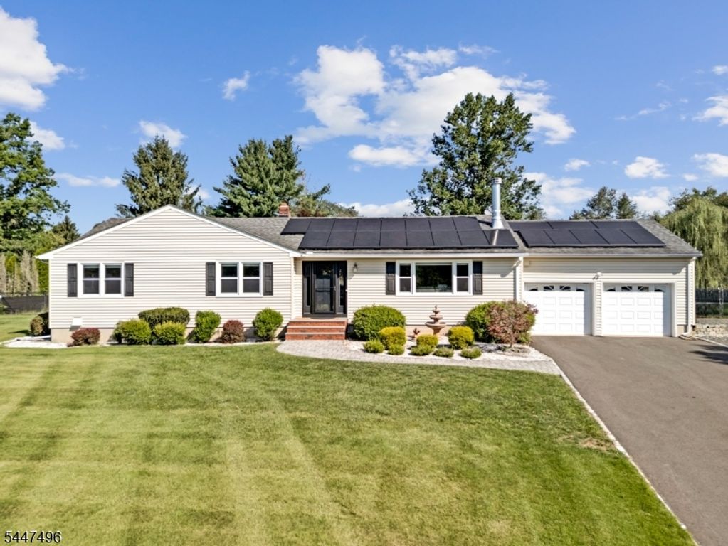 907 Rolling Hills Ln, Branchburg Twp., NJ 08853 — exterior