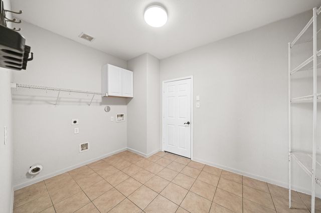 7408 Newport Lane, Pearland, TX 77584