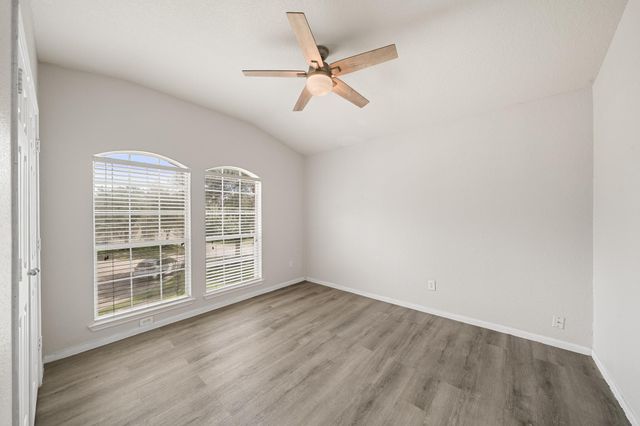 7408 Newport Lane, Pearland, TX 77584