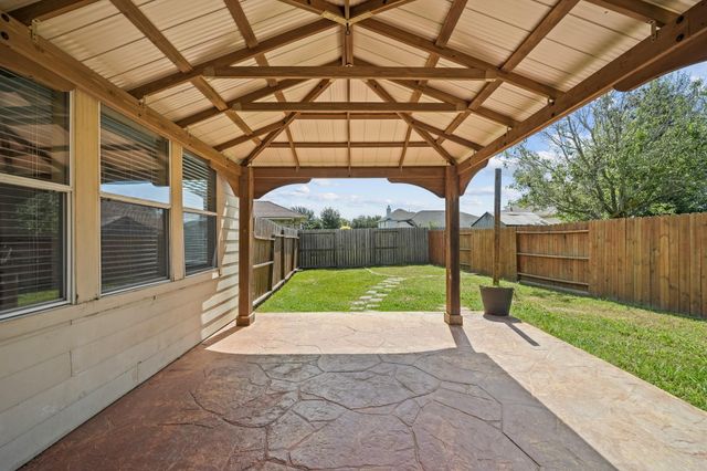 7408 Newport Lane, Pearland, TX 77584