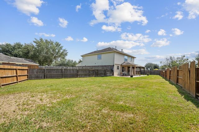 7408 Newport Lane, Pearland, TX 77584