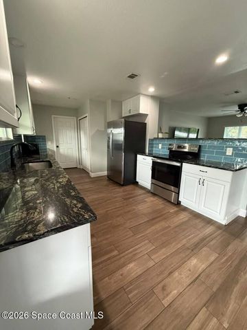 1346 Port Malabar Boulevard NE, Palm Bay, FL 32905