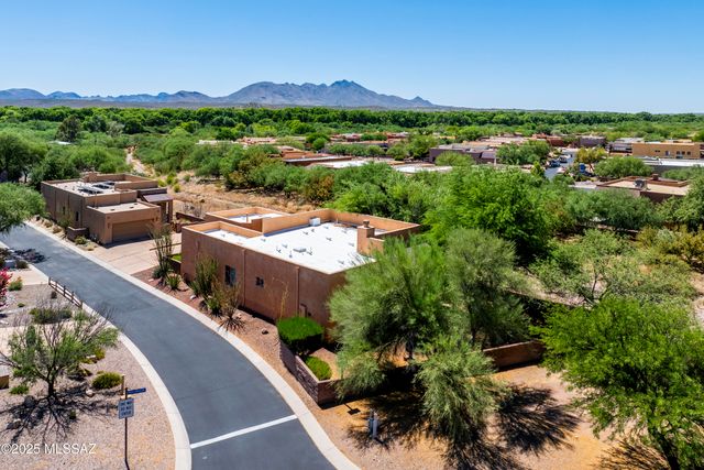 123 Geary Road, Tubac, AZ 85646