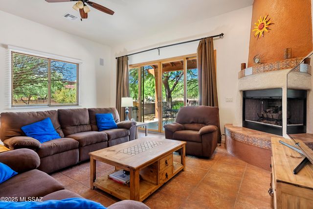 123 Geary Road, Tubac, AZ 85646