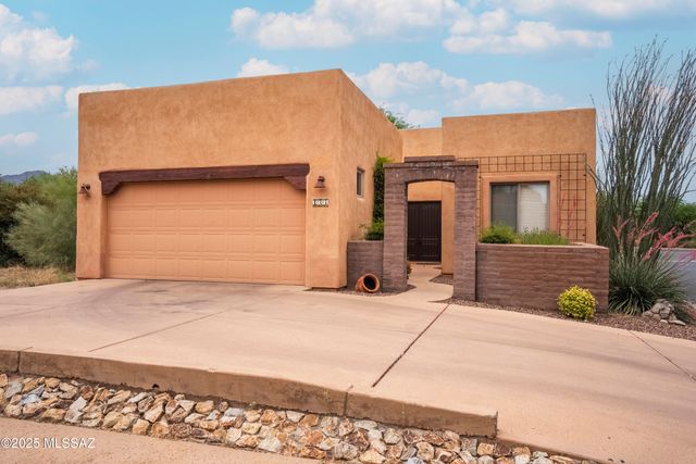 123 Geary Road, Tubac, AZ 85646