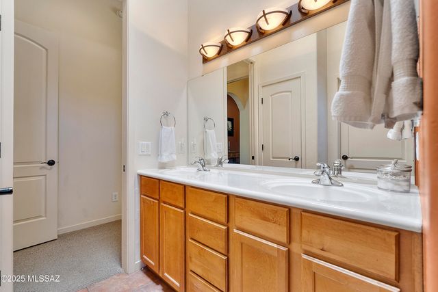 123 Geary Road, Tubac, AZ 85646