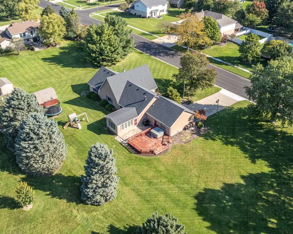 1345 Edmonds Avenue, New Lenox, IL 60451
