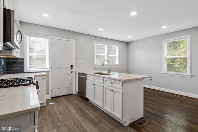 19 ATLANTIC ST SE, Washington, DC 20032