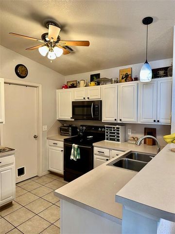 409 Calla Lily Lane, Norman, OK 73069