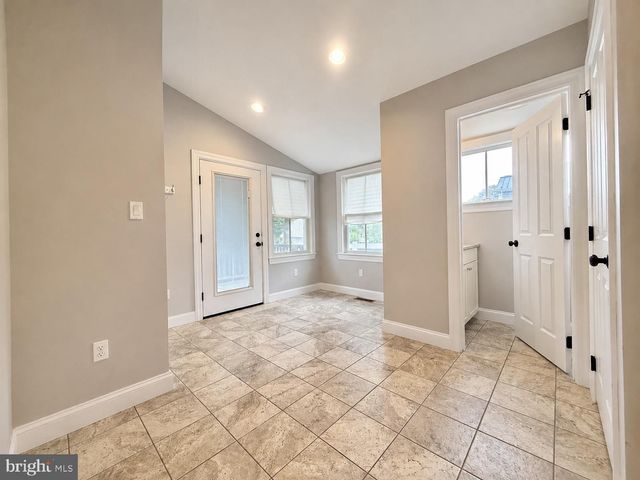 202 S 2ND ST, Lewisburg, PA 17837