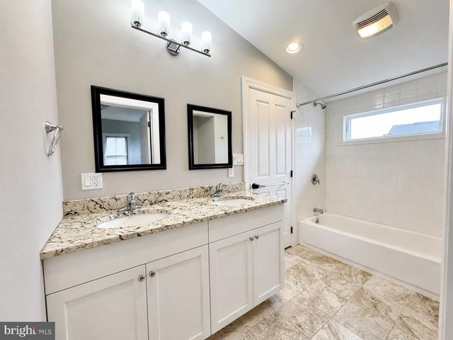 202 S 2ND ST, Lewisburg, PA 17837