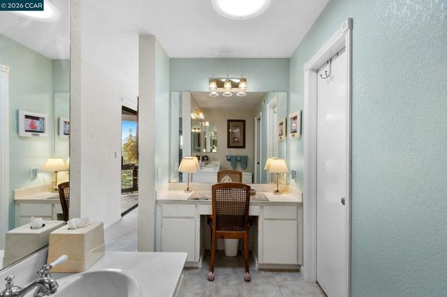 3258 Ptarmigan Dr 3B, Walnut Creek, CA 94595