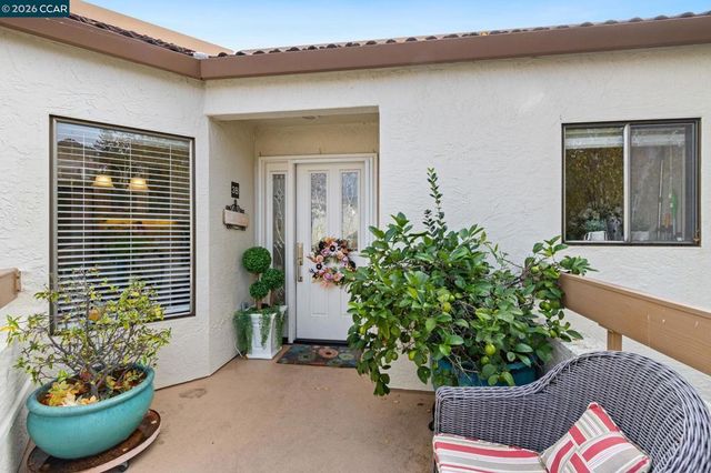 3258 Ptarmigan Dr 3B, Walnut Creek, CA 94595