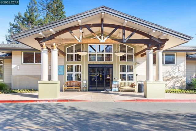 3258 Ptarmigan Dr 3B, Walnut Creek, CA 94595