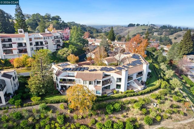 3258 Ptarmigan Dr 3B, Walnut Creek, CA 94595