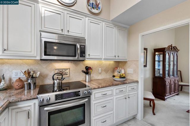 3258 Ptarmigan Dr 3B, Walnut Creek, CA 94595