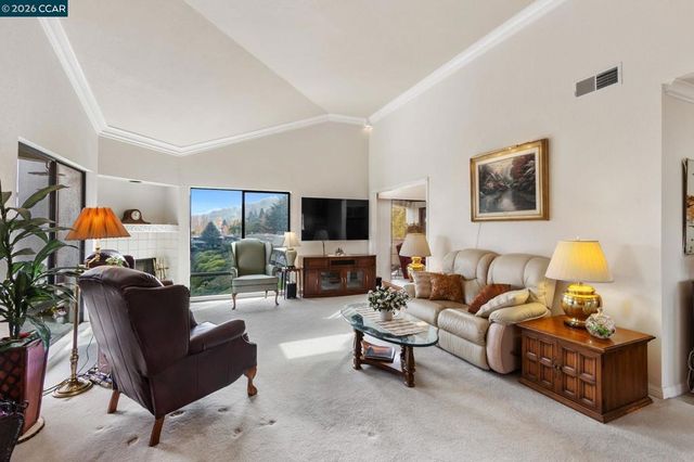 3258 Ptarmigan Dr 3B, Walnut Creek, CA 94595