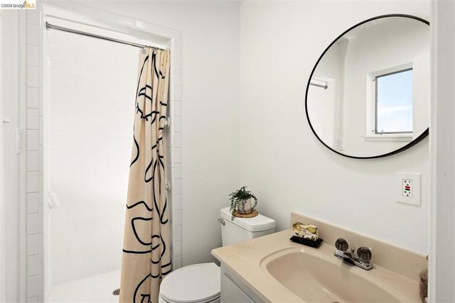 1218 Yuba Ave, San Pablo, CA 94806