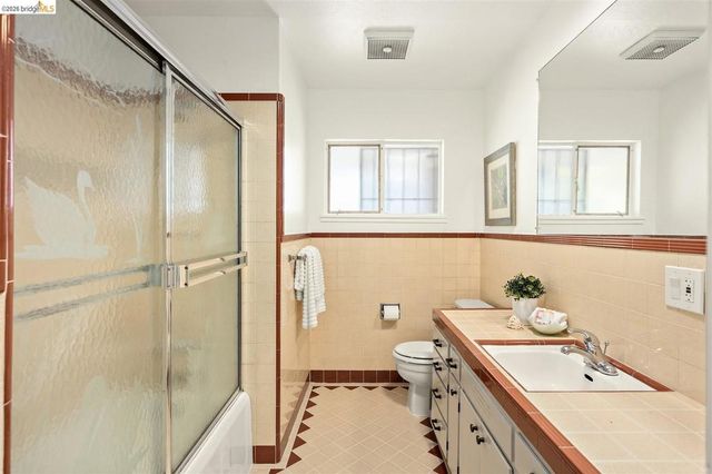 1218 Yuba Ave, San Pablo, CA 94806