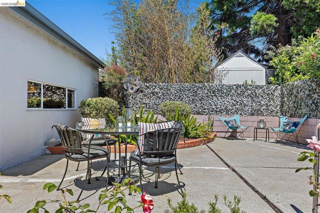 1218 Yuba Ave, San Pablo, CA 94806