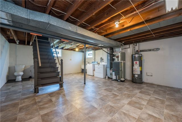 101 Meadow St, Peters Twp, PA 15317