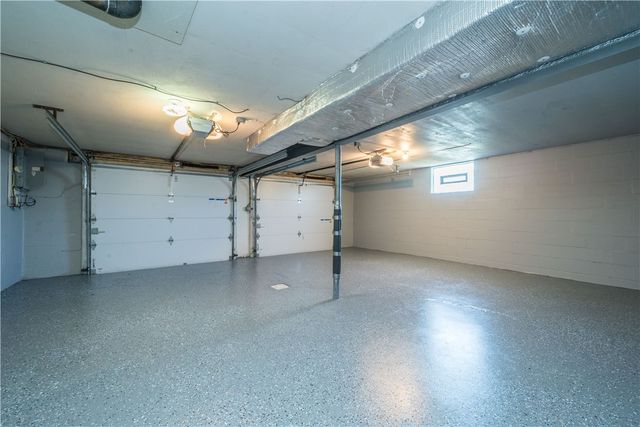 101 Meadow St, Peters Twp, PA 15317