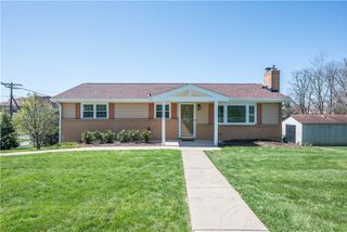 101 Meadow St, Peters Twp, PA 15317