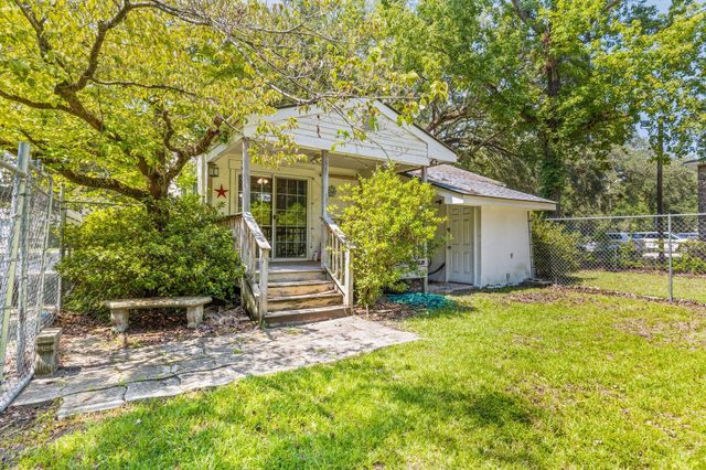 5626 Dobson Street, North Charleston, SC 29406