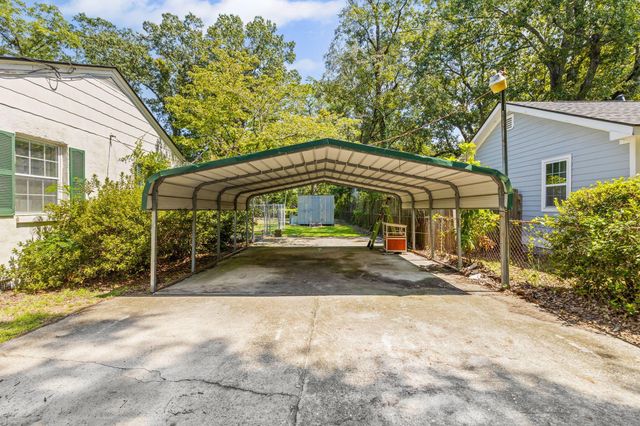 5626 Dobson Street, North Charleston, SC 29406