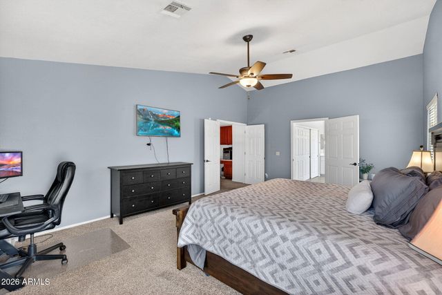 4719 E ROCKLEDGE Road, Phoenix, AZ 85044