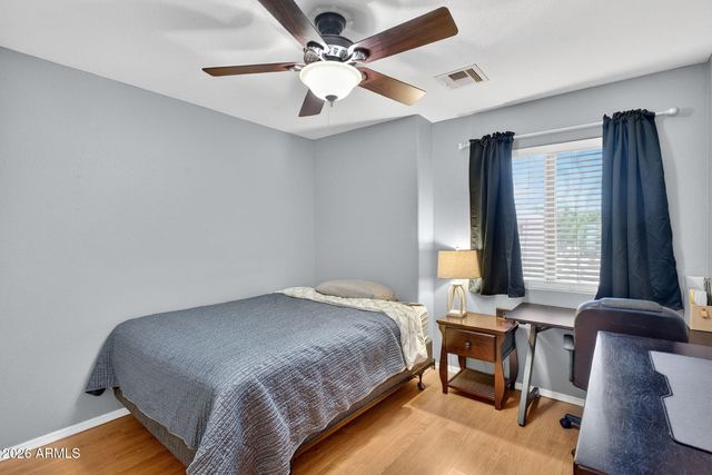 4719 E ROCKLEDGE Road, Phoenix, AZ 85044