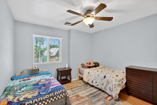 4719 E ROCKLEDGE Road, Phoenix, AZ 85044