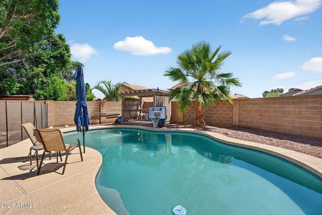4719 E ROCKLEDGE Road, Phoenix, AZ 85044