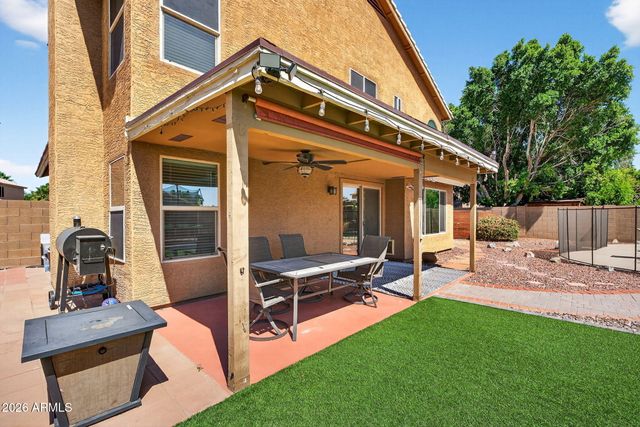 4719 E ROCKLEDGE Road, Phoenix, AZ 85044