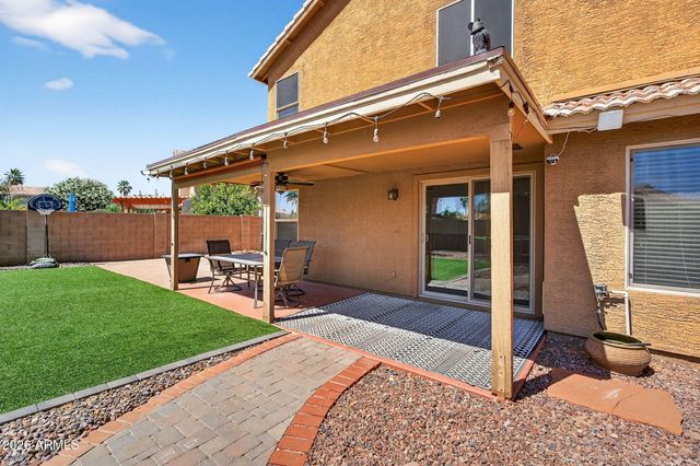 4719 E ROCKLEDGE Road, Phoenix, AZ 85044