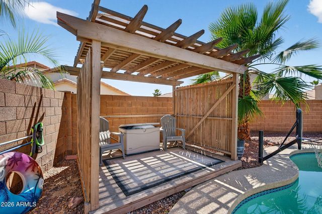 4719 E ROCKLEDGE Road, Phoenix, AZ 85044