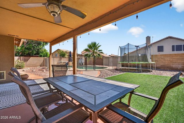 4719 E ROCKLEDGE Road, Phoenix, AZ 85044