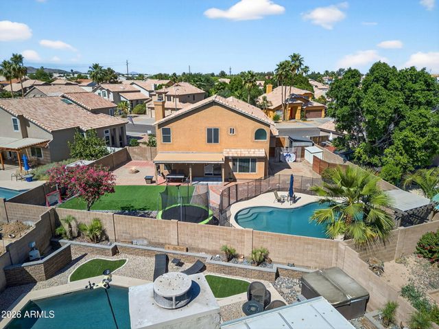 4719 E ROCKLEDGE Road, Phoenix, AZ 85044