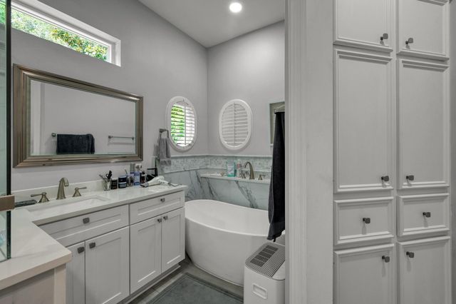 15249 Saddlewood Drive, Conroe, TX 77384