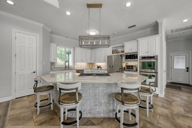 15249 Saddlewood Drive, Conroe, TX 77384