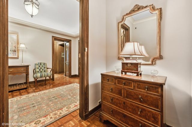 1325 N Astor Street 2, Chicago, IL 60610