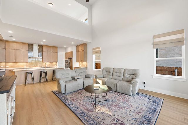219 Craigends Yew LN, Dripping Springs, TX 78620