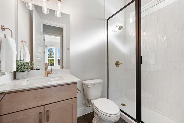 219 Craigends Yew LN, Dripping Springs, TX 78620