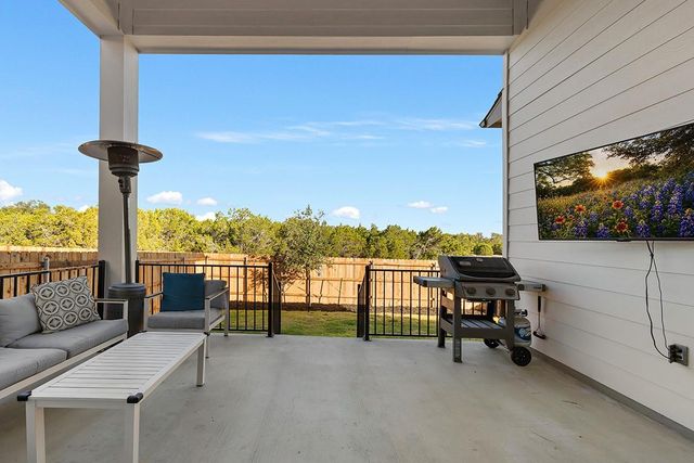 219 Craigends Yew LN, Dripping Springs, TX 78620